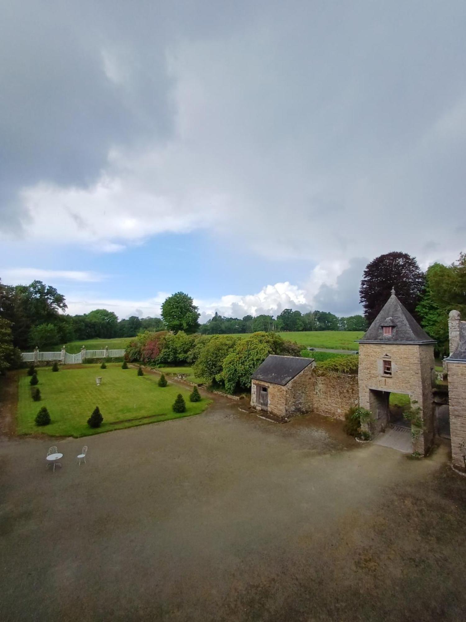 Manoir Du Stang Hotel La Foret Fouesnant Bagian luar foto